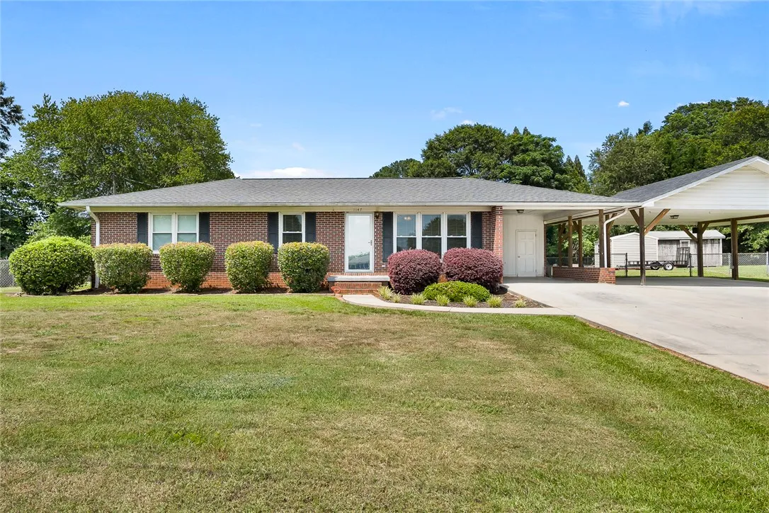 1147 Briarwood Drive