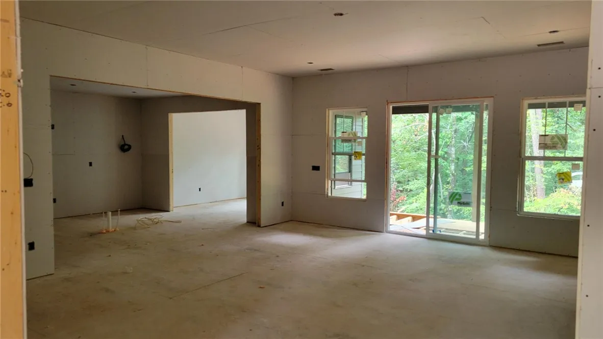 Property image 3 at 3105 Chatham Drive, Seneca, SC 29678
