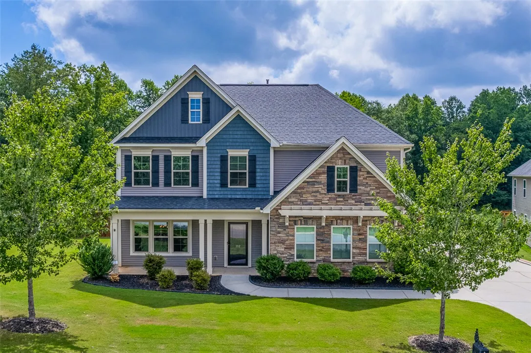 352 Avendell Drive