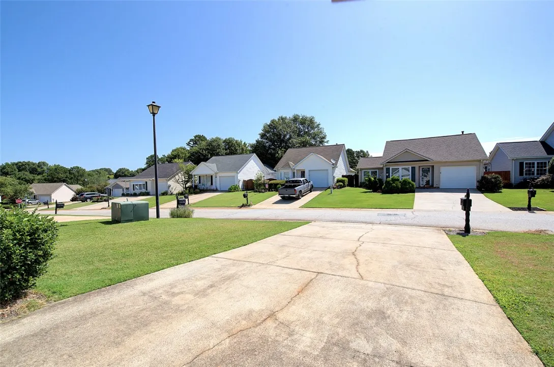 Property image 4 at 108 Baldwin Place, Easley, SC 29642