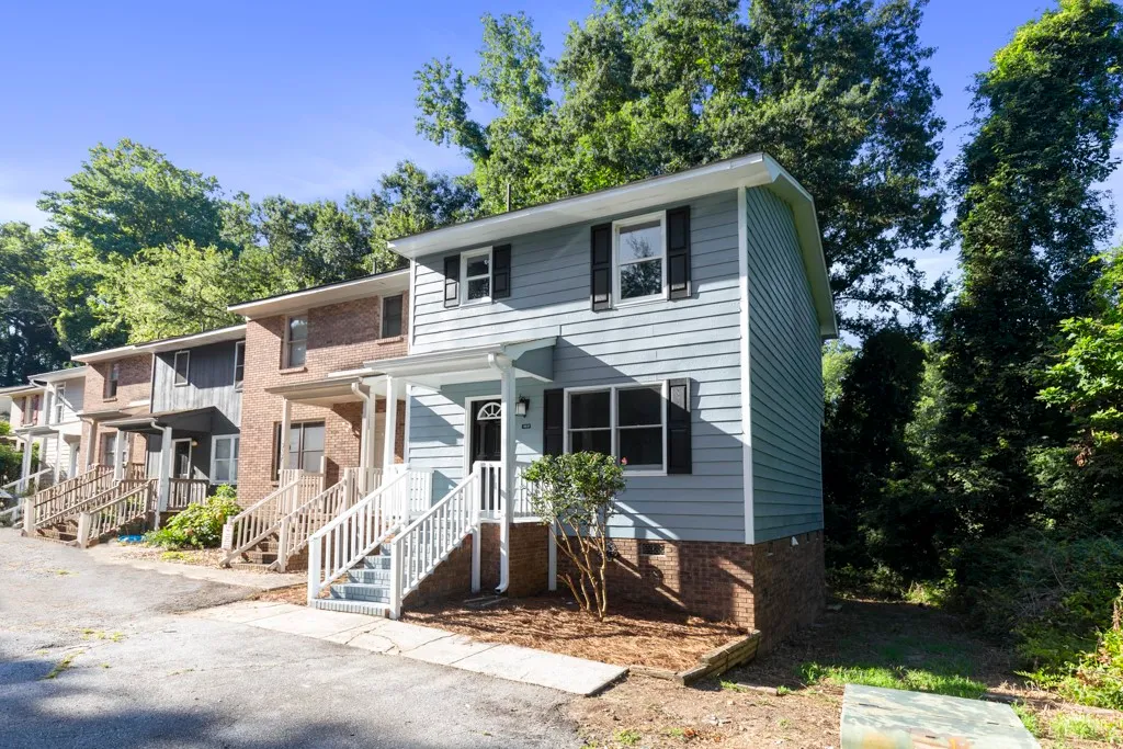 Property image 4 at 902f Creekside Drive, Clemson, SC 29631