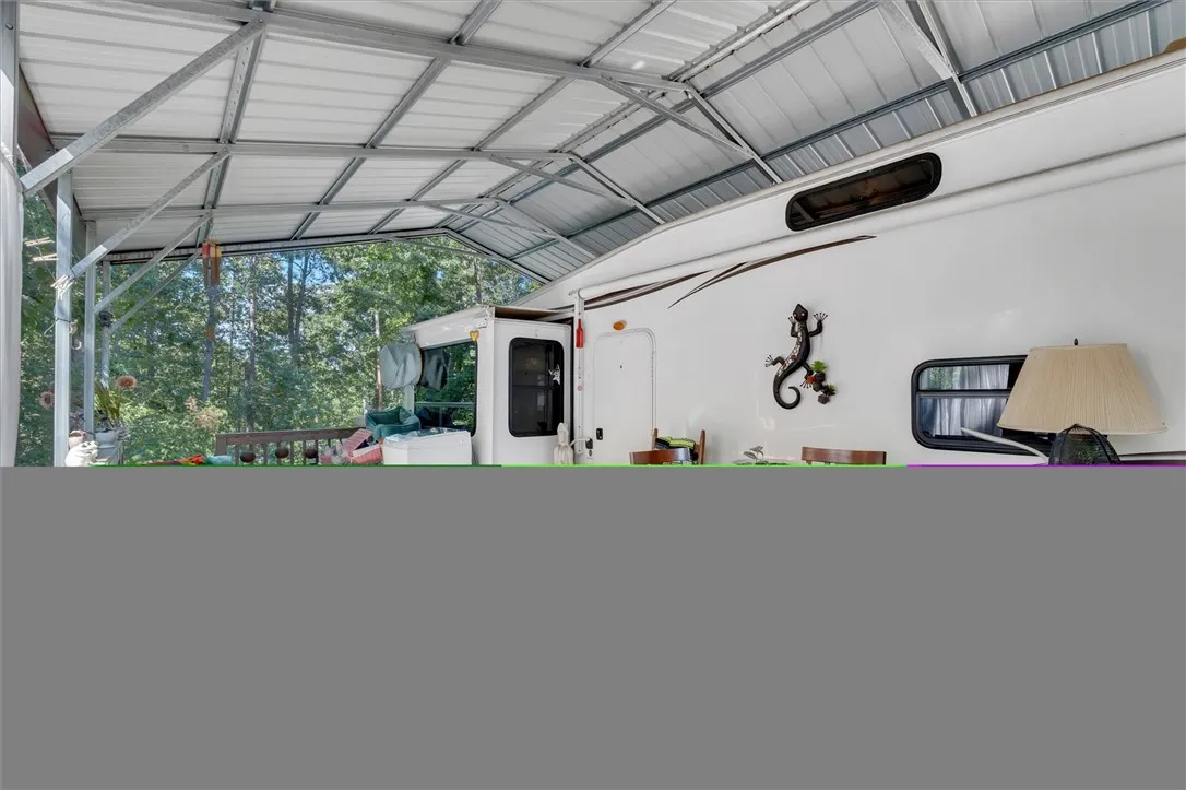 Property image 4 at 522 Loop Circle, Westminster, SC 29693