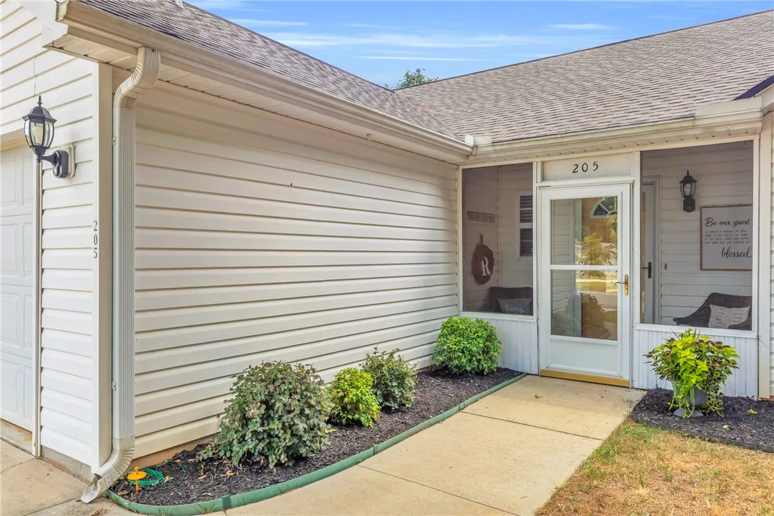 Property image 2 at 205 Olive Branch, Anderson, SC 29626