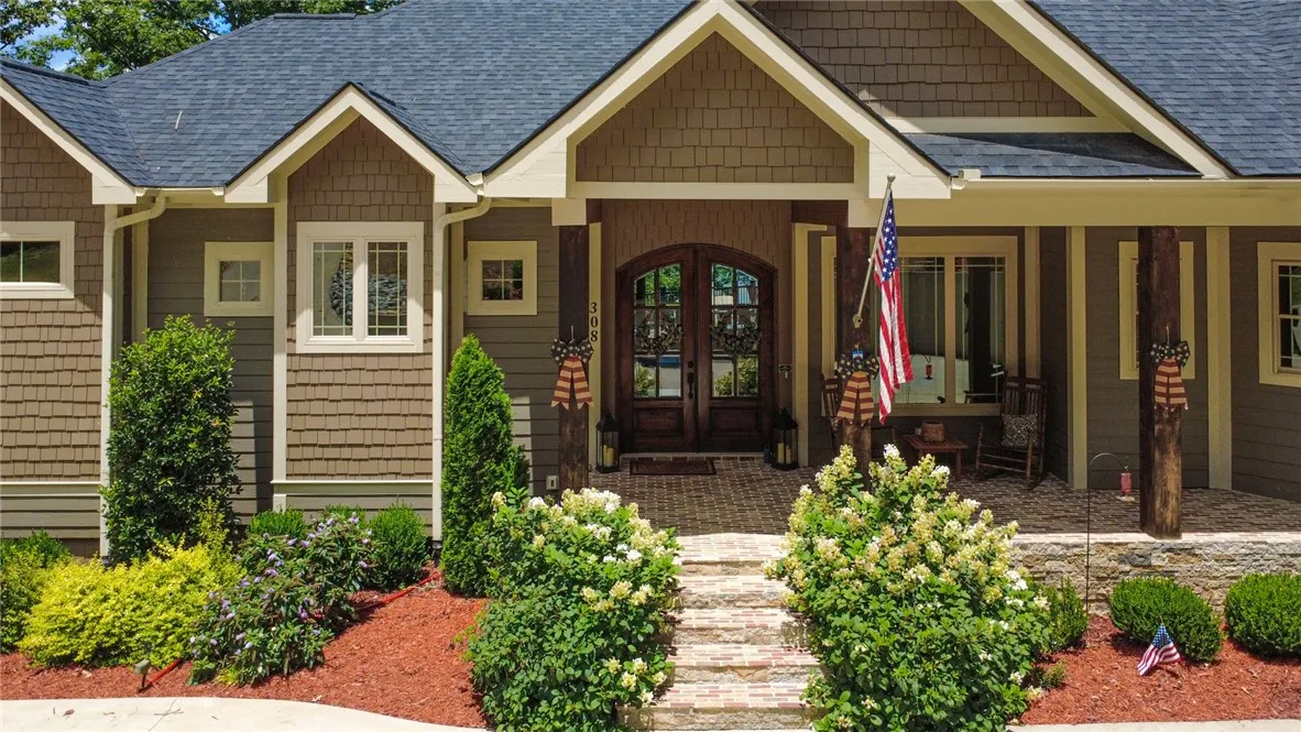 Property image 3 at 308 Treetops Drive, Seneca, SC 29672