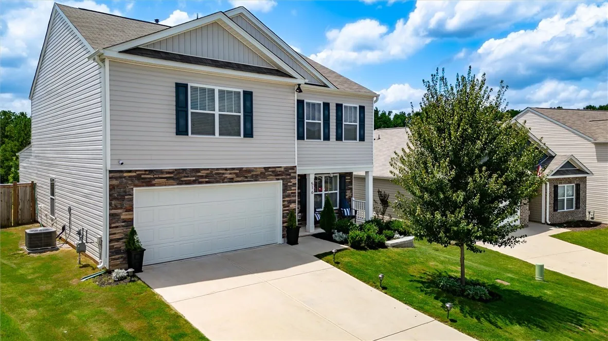 Property image 3 at 516 Ashwood Way, Easley, SC 29640