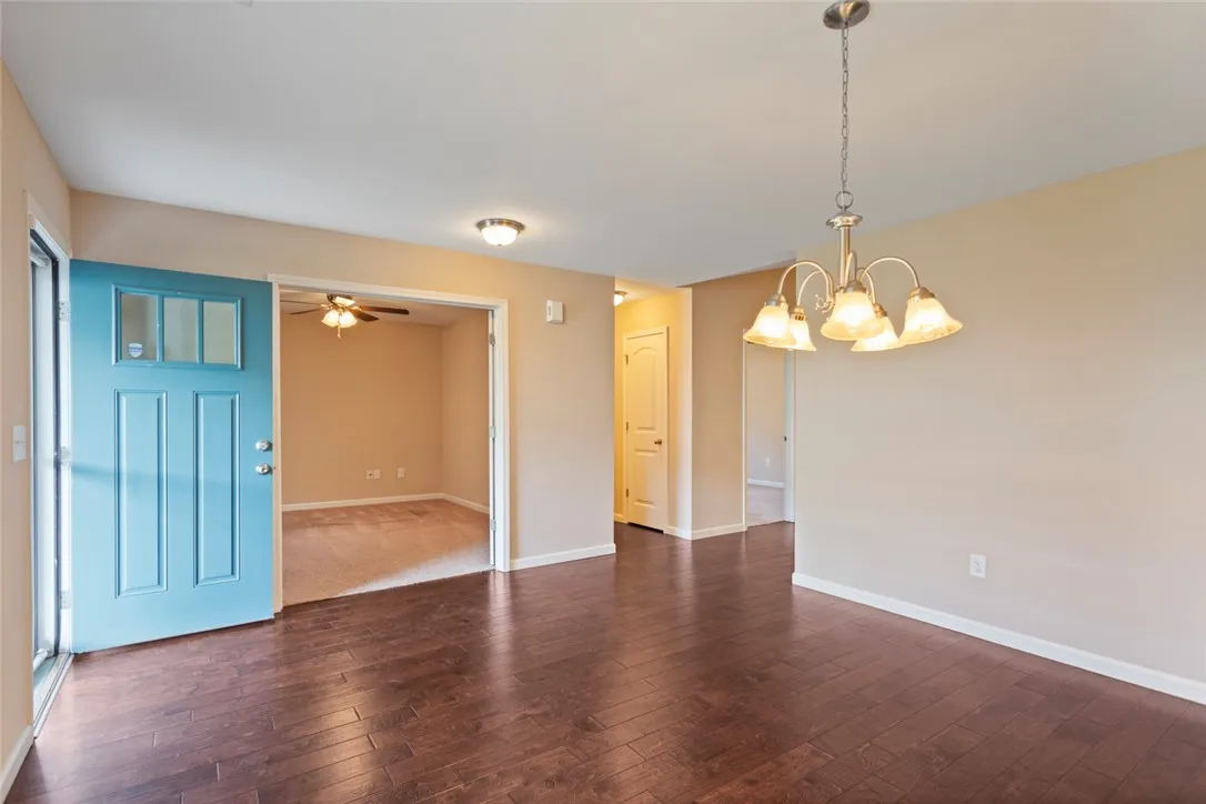 Property image 3 at 111 Madison Pointe Drive, Seneca, SC 29678