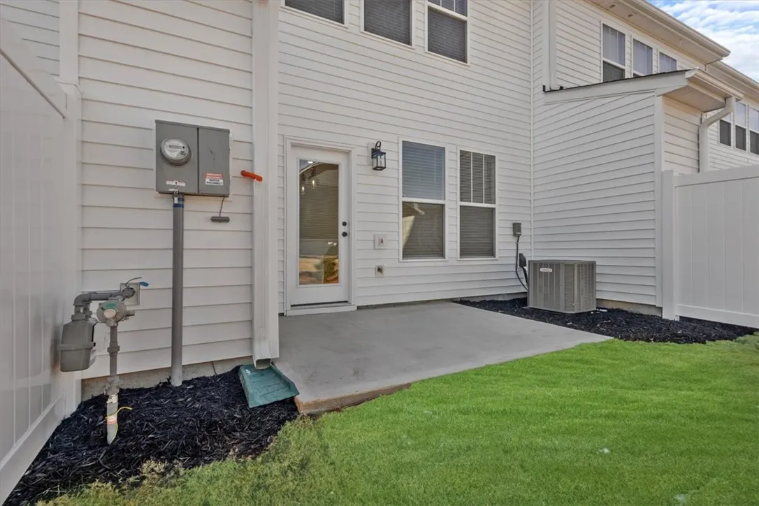 Property image 4 at 445 Hazelcote Road, Greenville, SC 29617