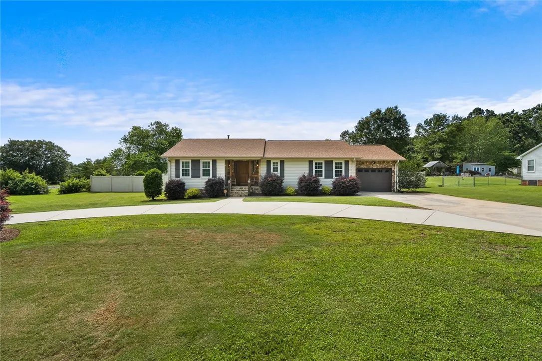 Property image 2 at 1521 Old Williamston Road, Piedmont, SC 29673