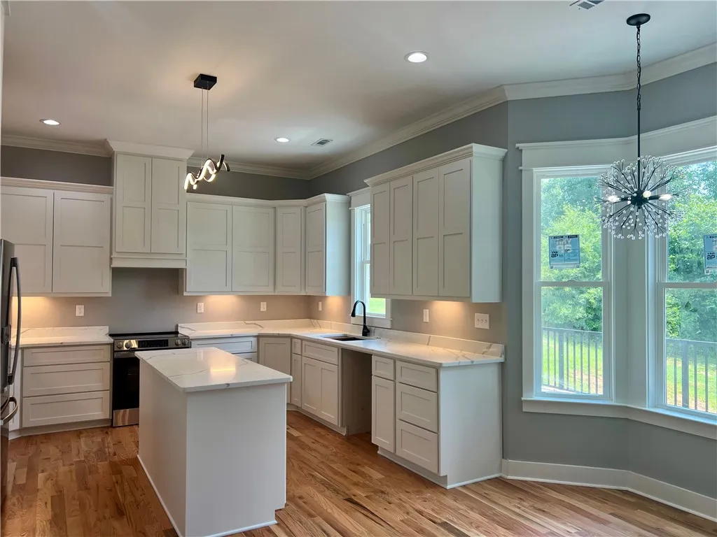 Property image 4 at 506 Horseshoe Drive, Seneca, SC 29678