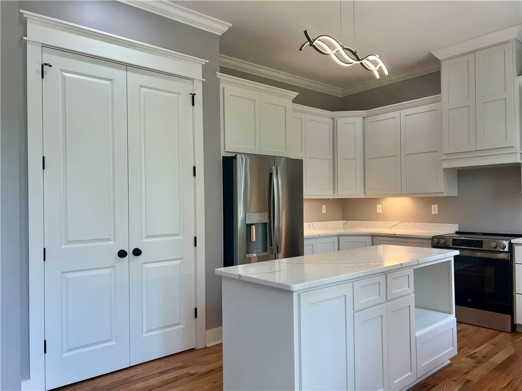Property image 5 at 506 Horseshoe Drive, Seneca, SC 29678
