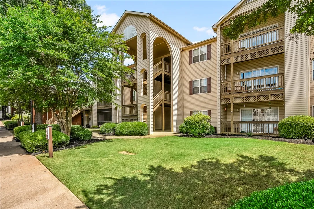 150 Wexford Drive