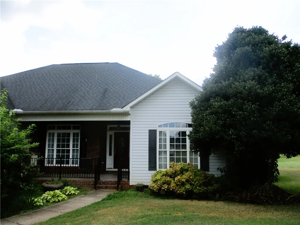 1324 Falcons Drive