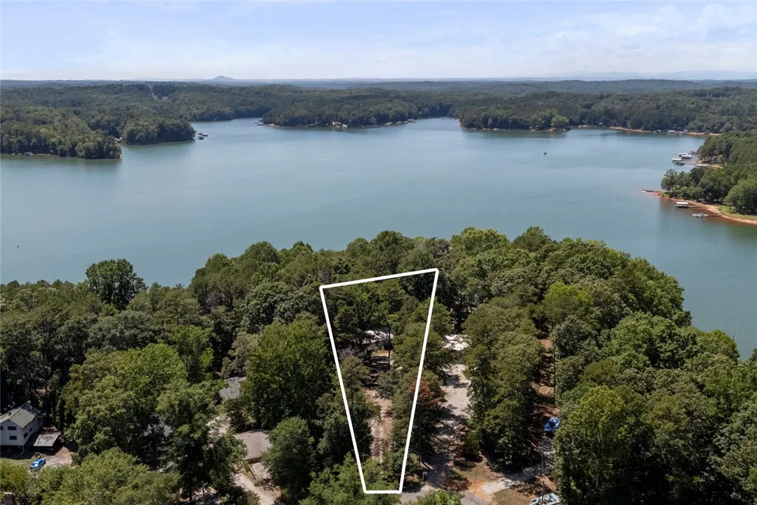 Property image 4 at 255 Joann Circle, Fair Play, SC 29643