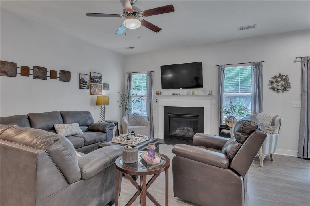 Property image 4 at 215 Thames Valley Drive, Easley, SC 29642