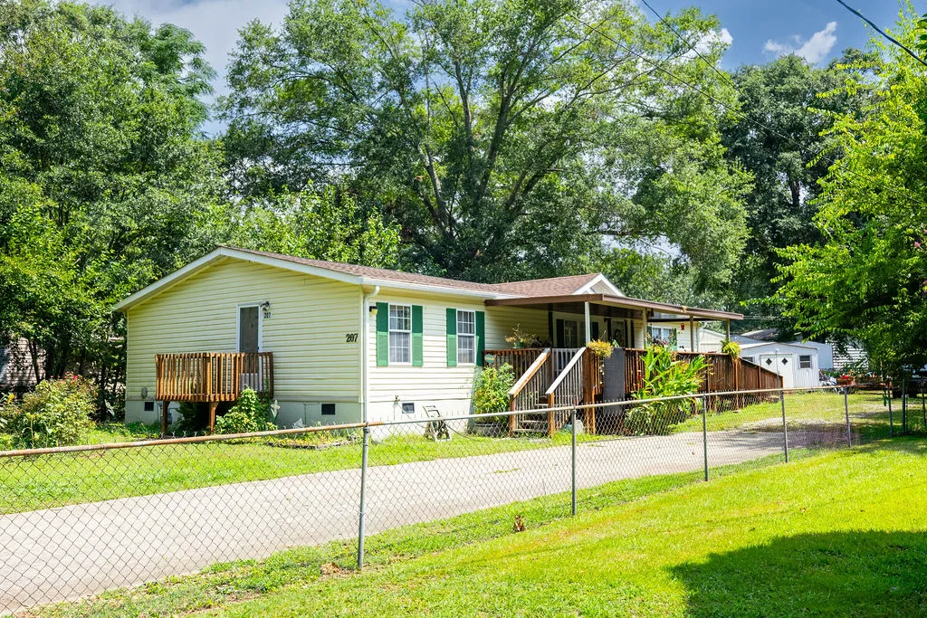 207 Hillman Drive