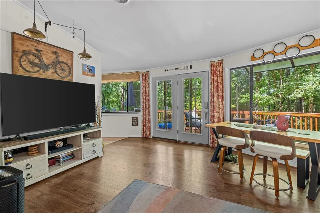 Property image 5 at 834 S Hogan Drive, Westminster, SC 29693