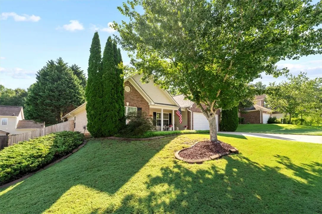 Property image 2 at 432 Spirit Mountain Lane, Easley, SC 29642