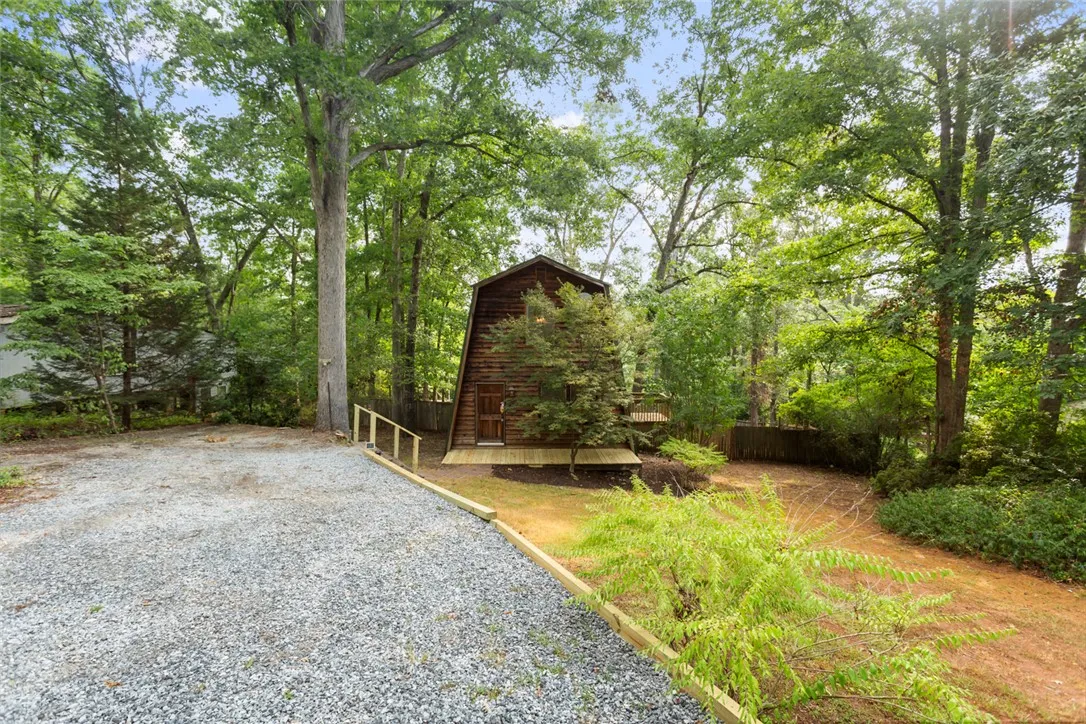 4638 Pine Needle Circle