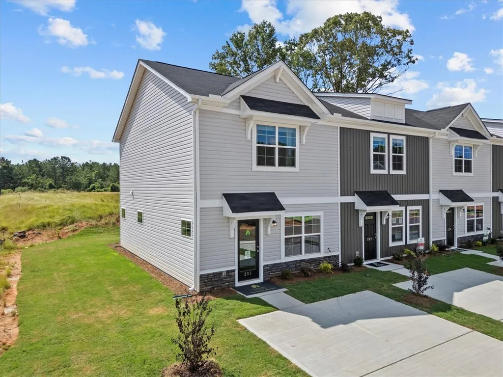 101 Lowland Drive