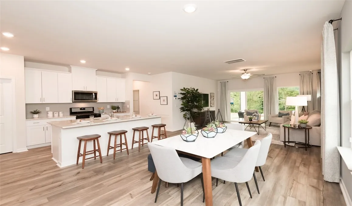 Property image 4 at 908 Penfold Pointe, Wellford, SC 29385