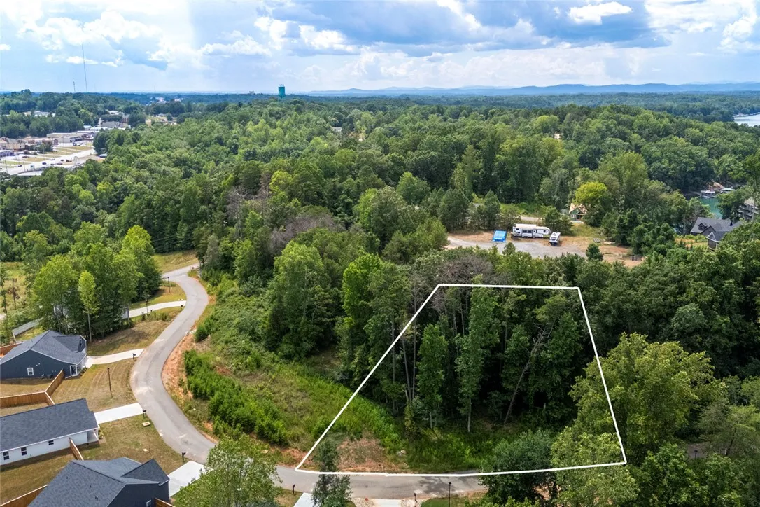 Property image 2 at Lot 27 Kensington Circle, Seneca, SC 29672