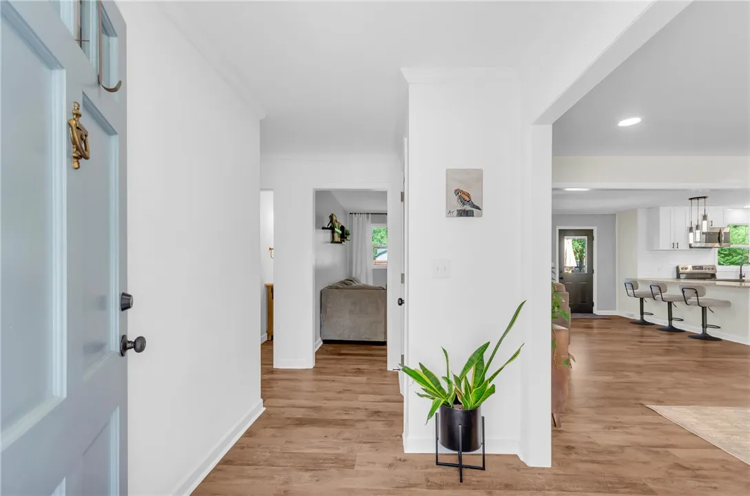Property image 3 at 106 Bedford Drive, Taylors, SC 29687