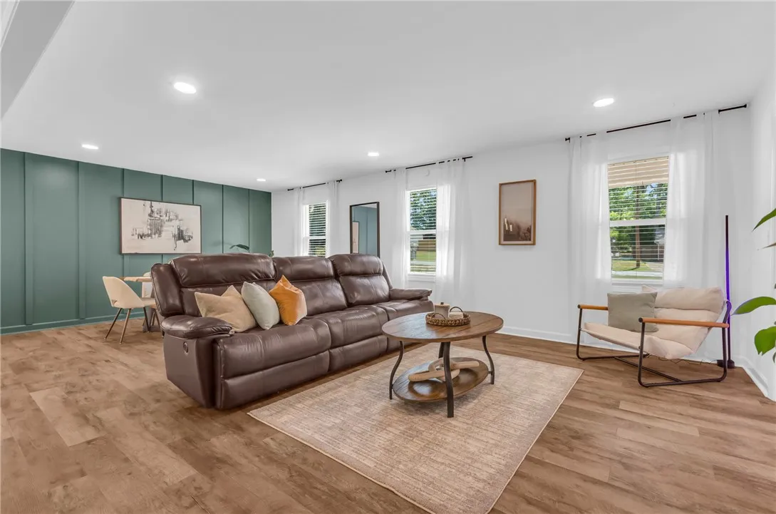 Property image 5 at 106 Bedford Drive, Taylors, SC 29687
