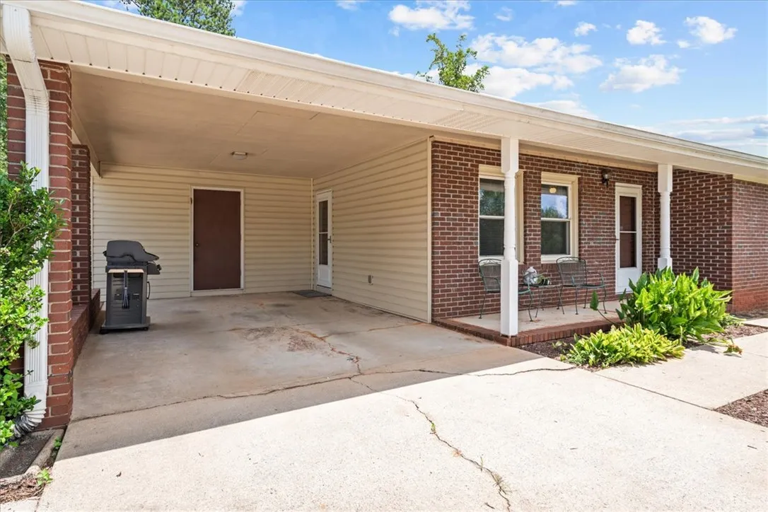 Property image 4 at 155 Sam Reeder Drive, Westminster, SC 29693