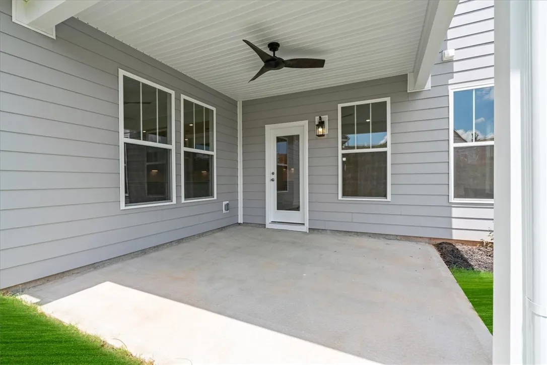 Property image 3 at 121 Wells Crossing Lane, Seneca, SC 29678