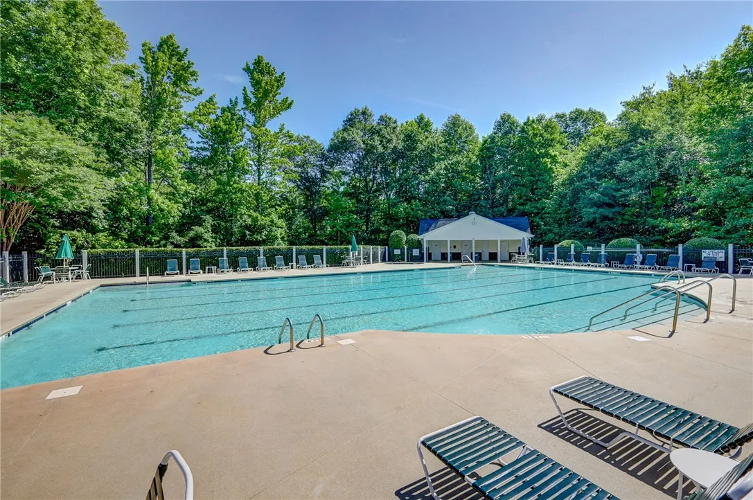 Property image 2 at 101 Pin Oak Court, Easley, SC 29642