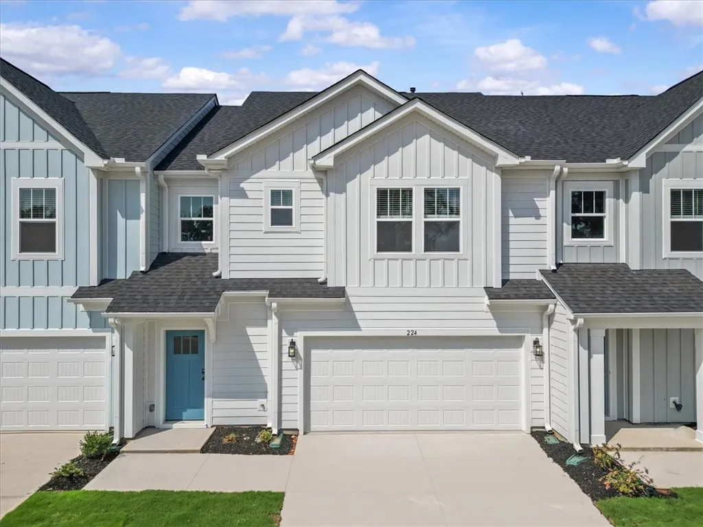 224 Leisure Lane