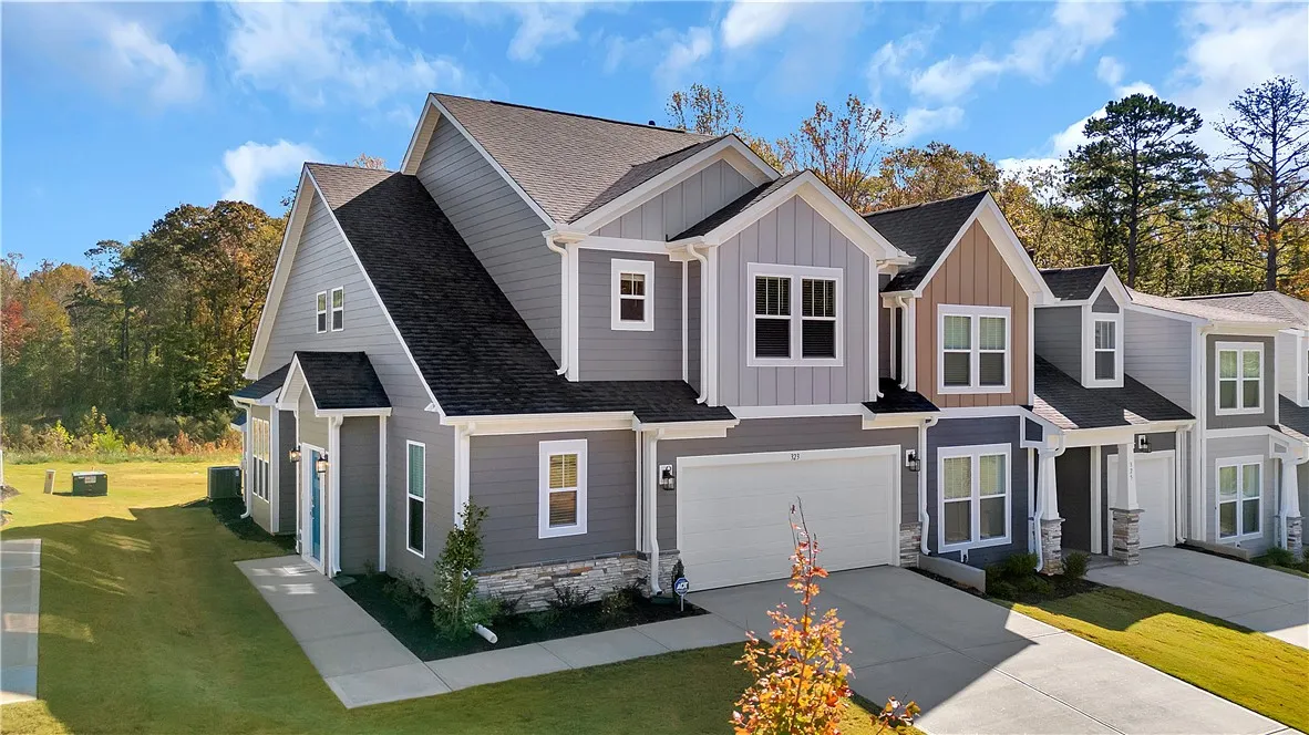 Property image 2 at 323 Grange Valley Lane, Central, SC 29630