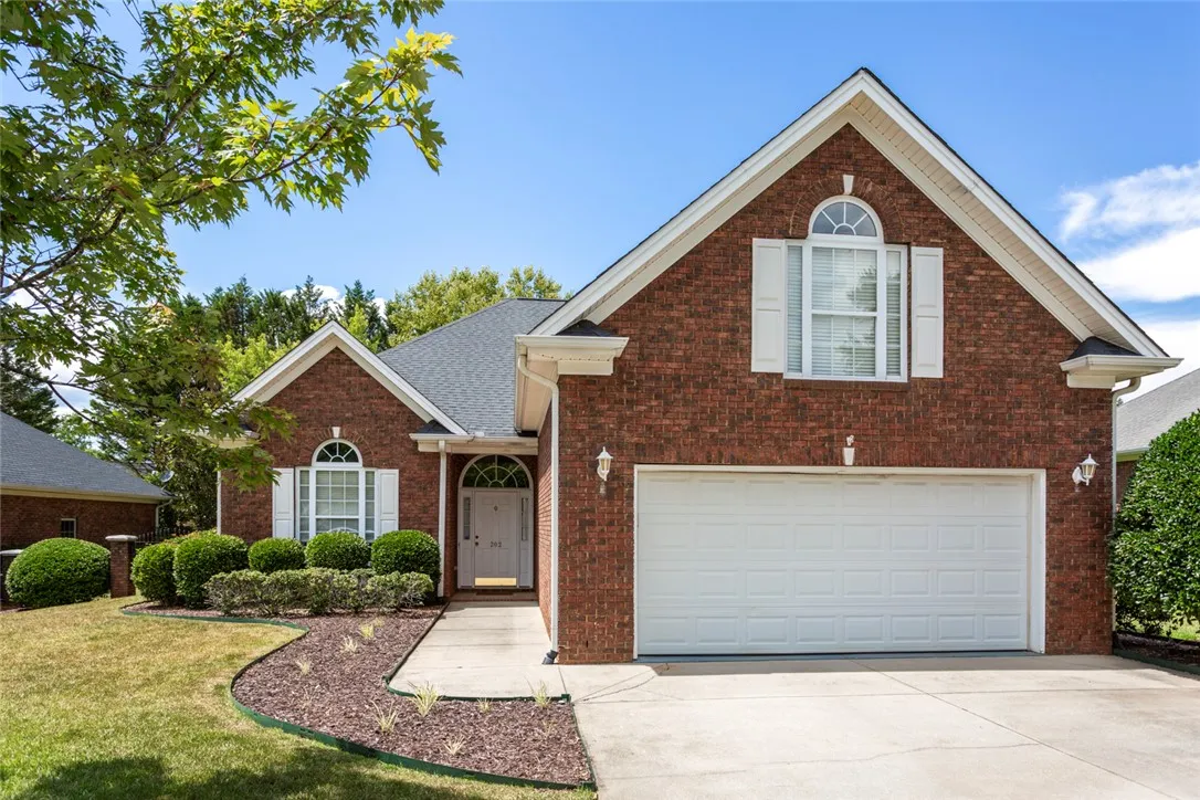 Property image 2 at 202 Steepleton Way, Seneca, SC 29672