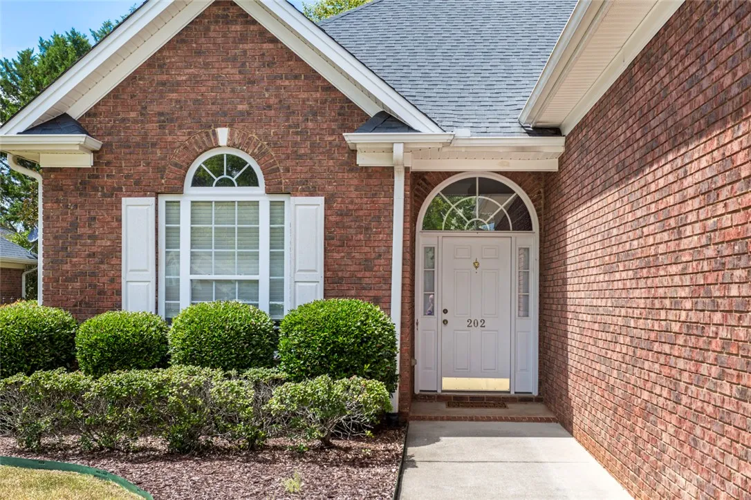 Property image 4 at 202 Steepleton Way, Seneca, SC 29672