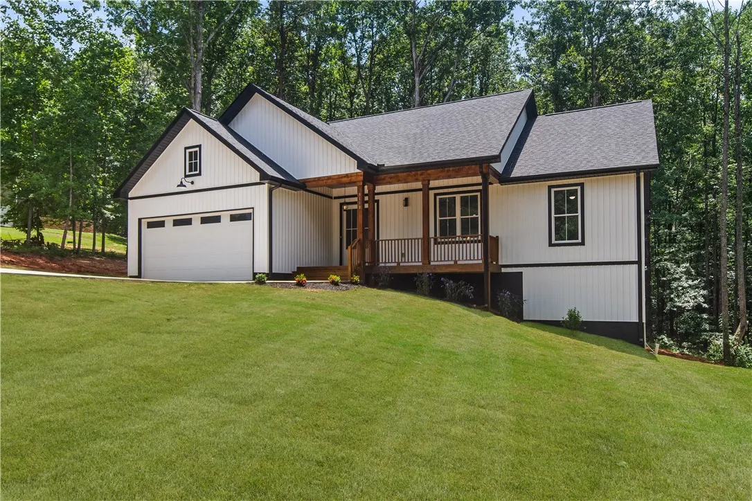 Property image 2 at 5110 Sunset Drive, Easley, SC 29642