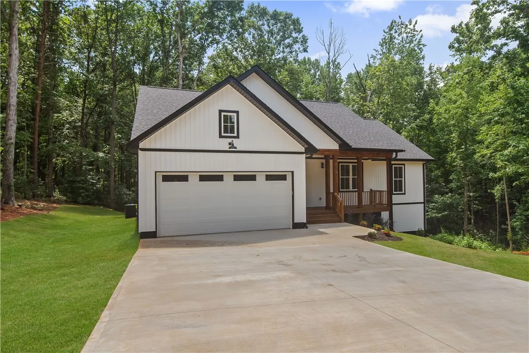 Property image 3 at 5110 Sunset Drive, Easley, SC 29642