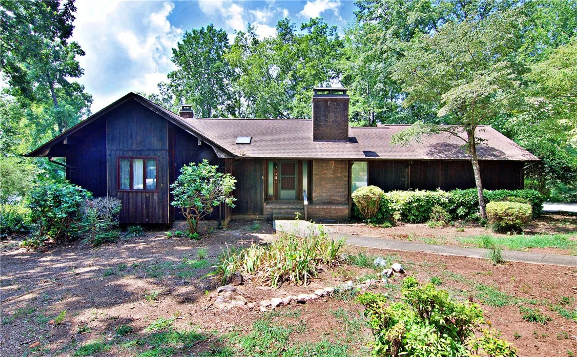 Property image 2 at 11051 Lake Ridge Lane, Seneca, SC 29672