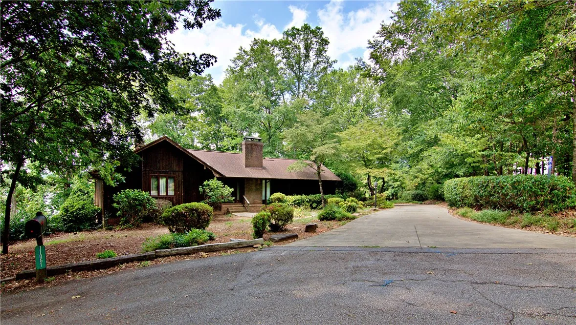Property image 4 at 11051 Lake Ridge Lane, Seneca, SC 29672