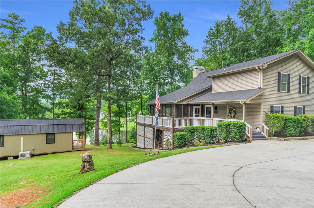 Property image 2 at 409 The Bear Boulevard, Tamassee, SC 29686