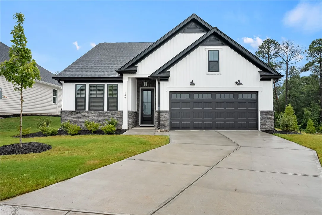 Property image 1 at 100 Tiger Lily Drive, Anderson, SC 29621