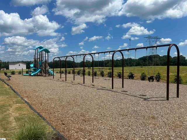 Property image 3 at 230 Green Pasture Road, Fountain Inn, SC 29644