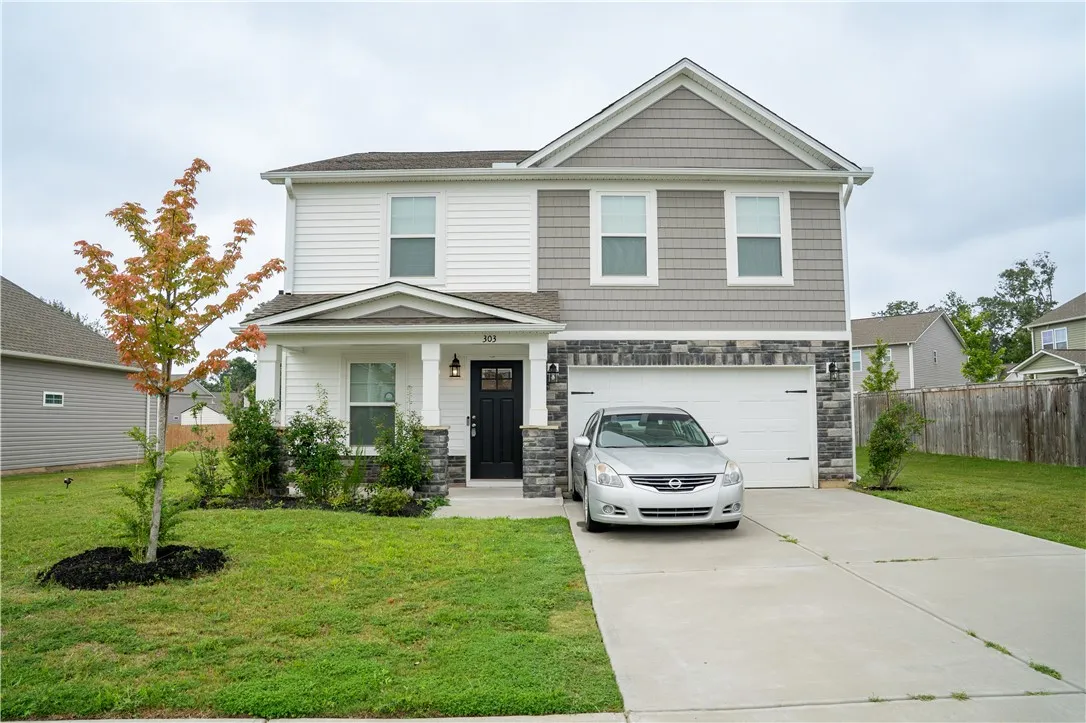 Property image 2 at 303 Pilcher Drive, Piedmont, SC 29673