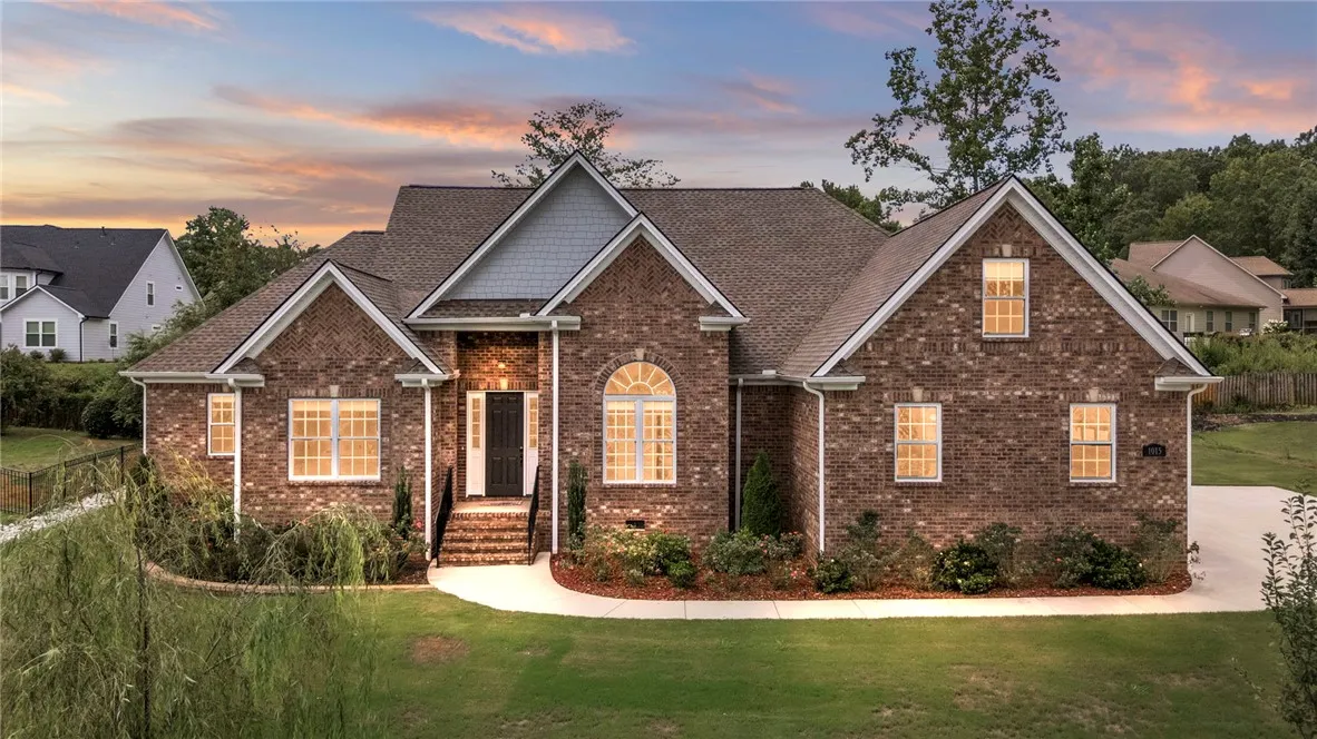 Brookstone Meadows, Anderson Community