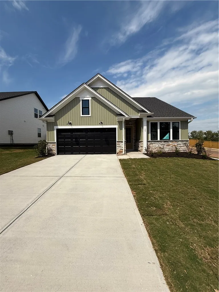 125 Tiger Lily Drive