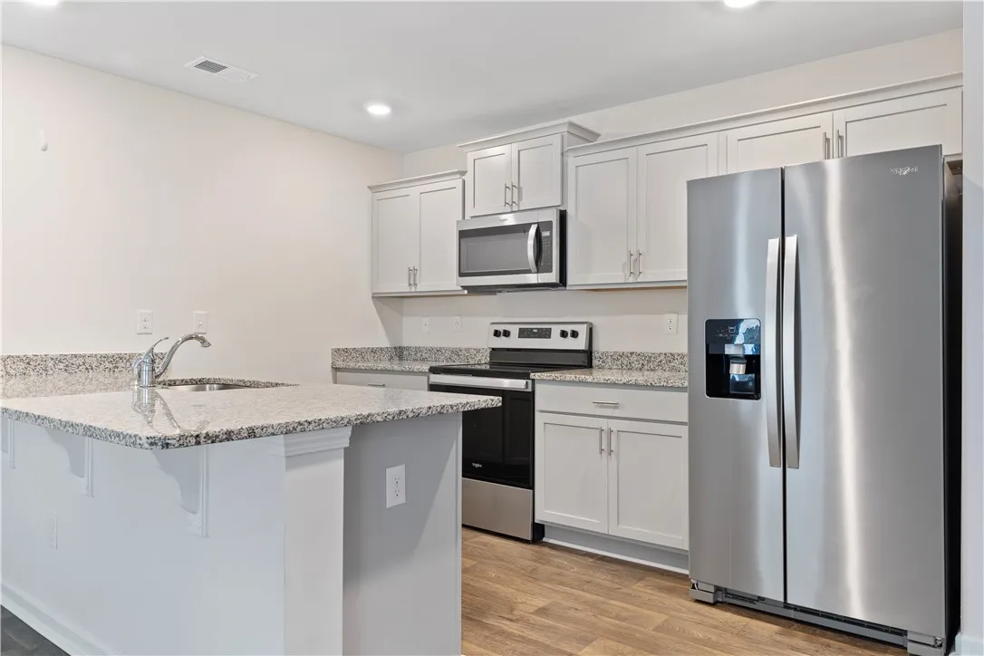 Property image 3 at 409 Oakmont Valley Trail, Seneca, SC 29678