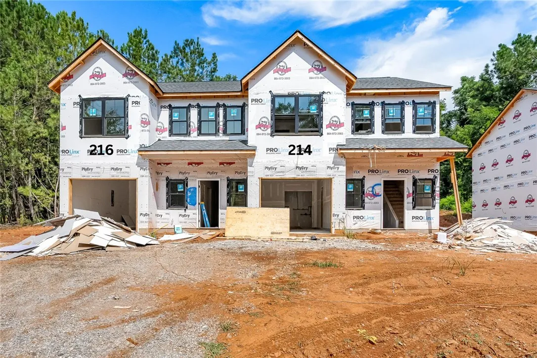 Waters View, Anderson Community