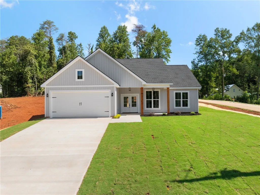 Property image 2 at 107 Mount Bay Drive, Westminster, SC 29693