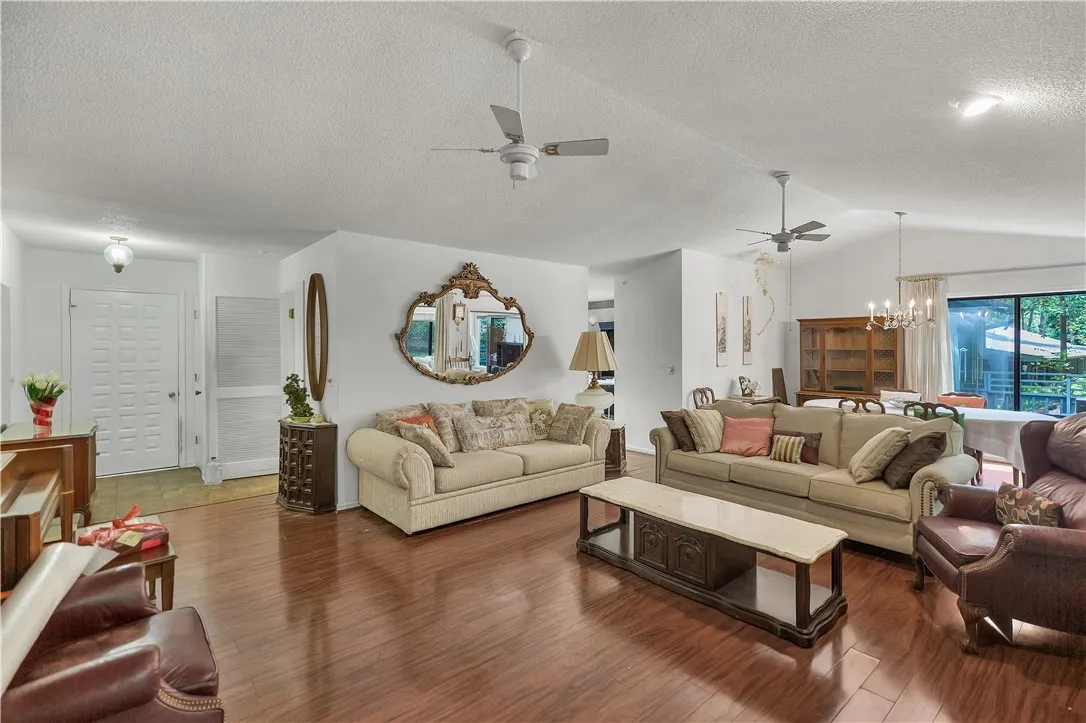Property image 5 at 37 Par Harbor Way, Salem, SC 29676