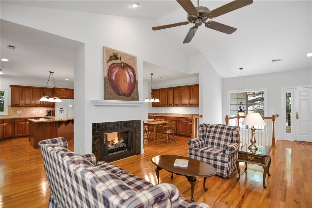 Property image 5 at 19 Passage Lane, Salem, SC 29676