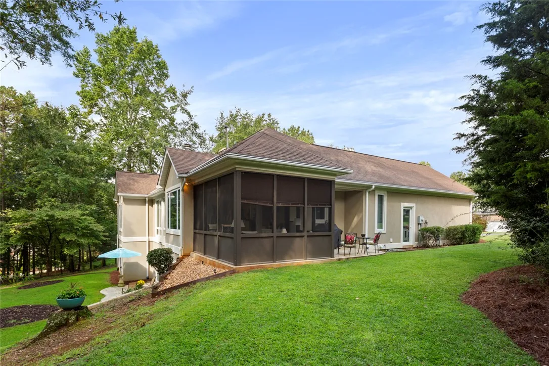 Property image 4 at 3902 Turnberry Loop, Seneca, SC 29678